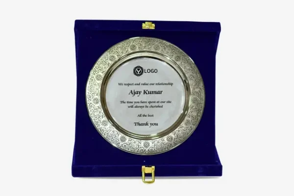 TL B Sorcerer Trophy - Silver